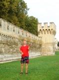 Gauklereinlage in Avignon, jener auch durch päpstliche Gaukeleyen berühmte Stadt